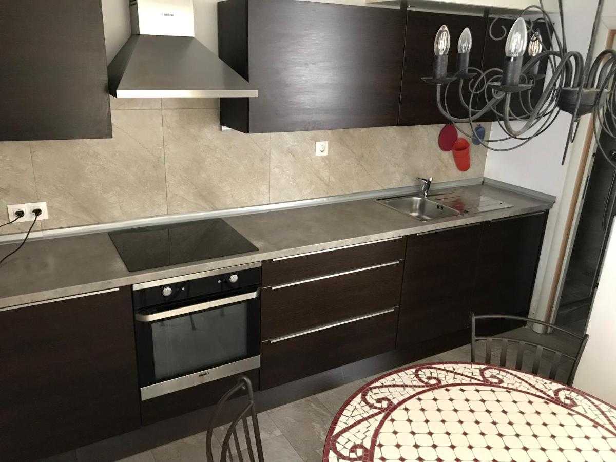 Kaštela Figa Studio Apartman מראה חיצוני תמונה